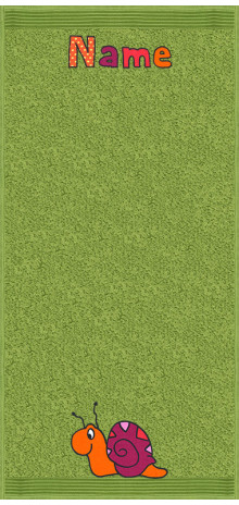 Rasende Schnecke auf moosgrün